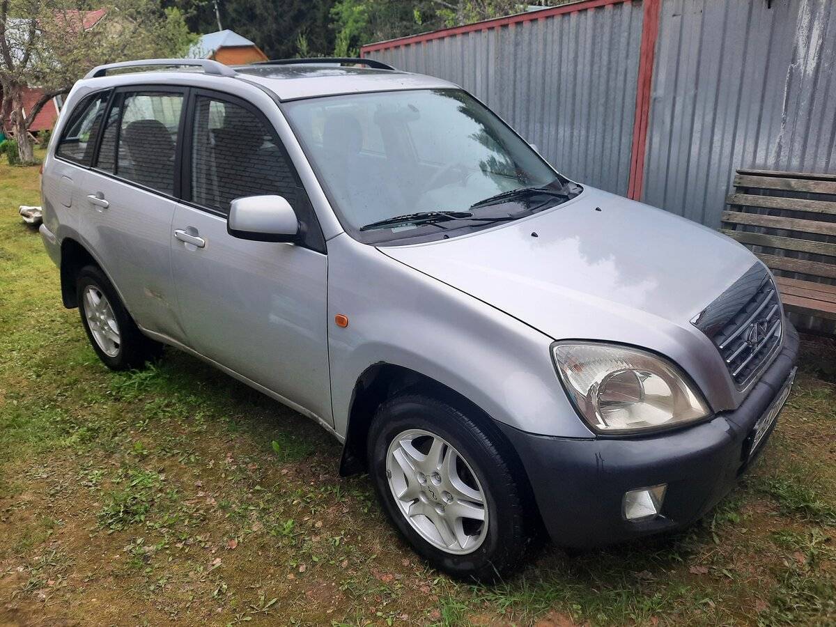 Chery Tiggo (T11) 2009 года с пробегом. Фото: #1