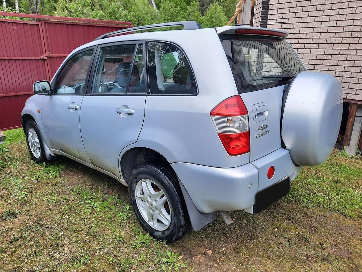 Chery Tiggo (T11) 2009 года с пробегом. Фото: #3