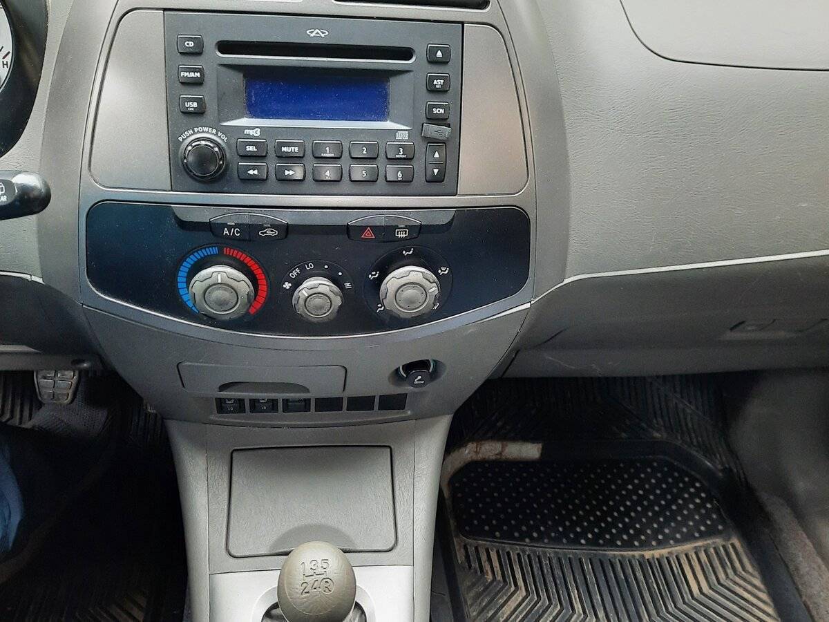 Chery Tiggo (T11) 2009 года с пробегом. Фото: #6