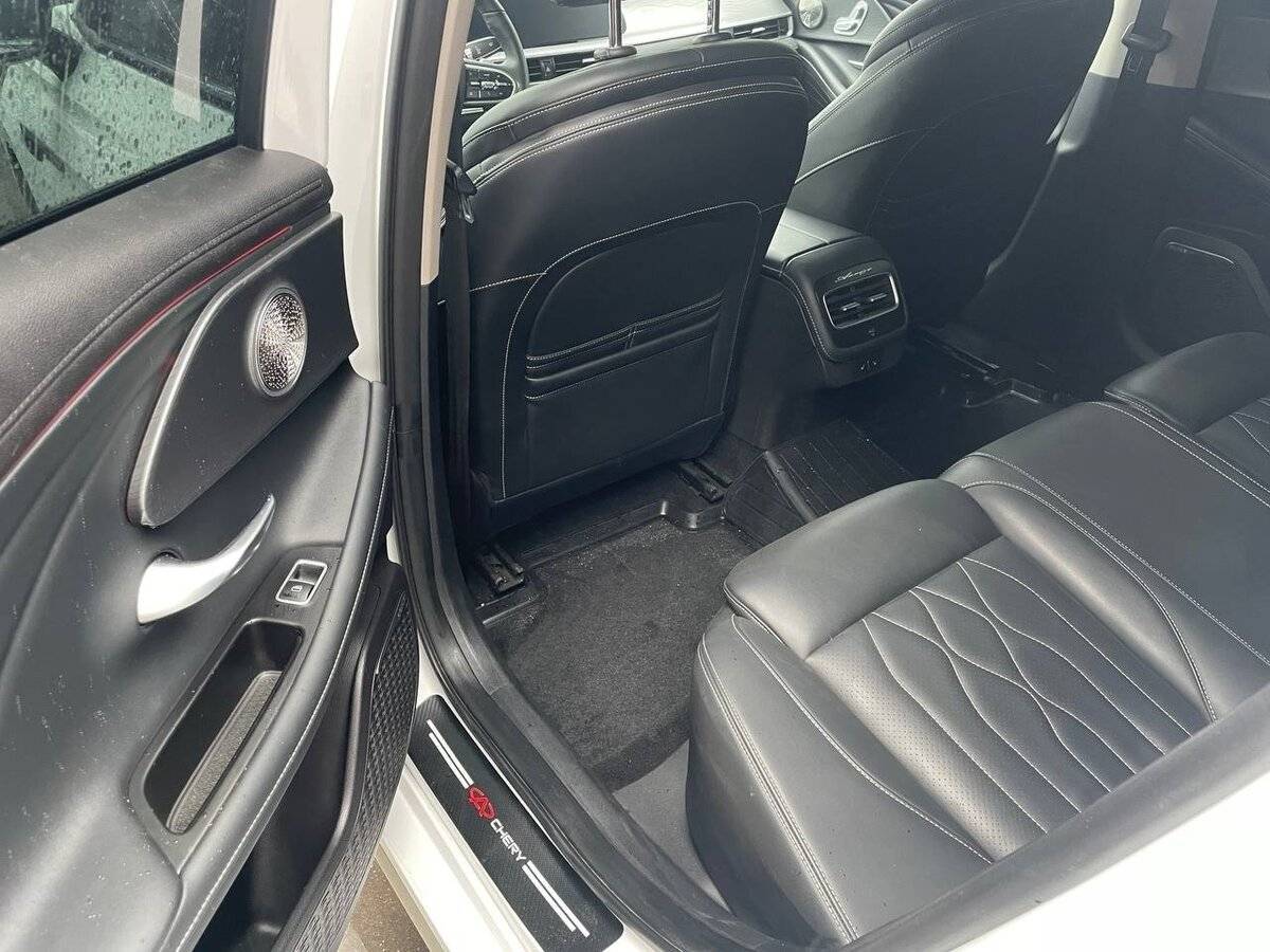 Chery Arrizo 8 2023 года с пробегом. Фото: #9