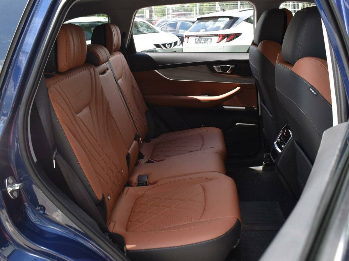 Chery Tiggo 8 Pro Max 2023 года с пробегом. Фото: #6