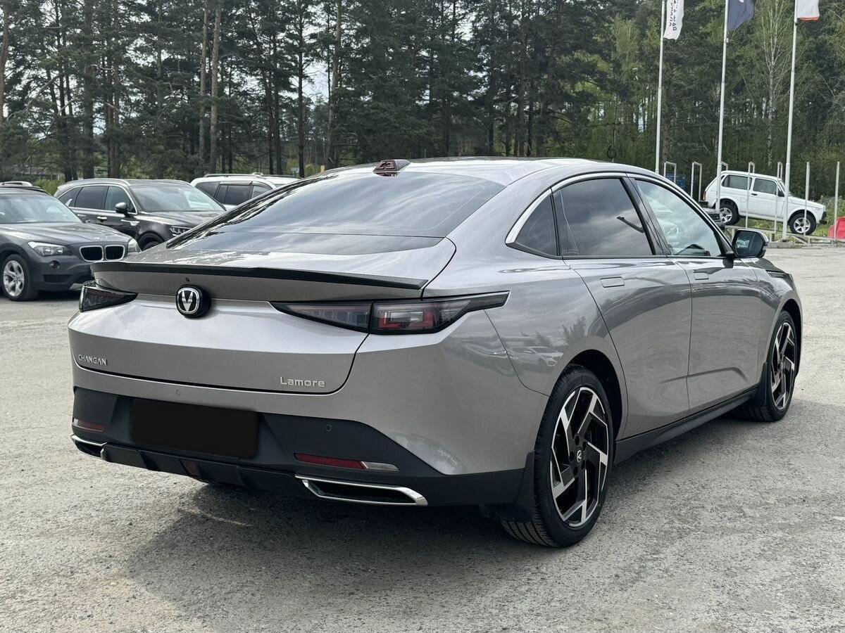 Changan Lamore 2024 года с пробегом. Фото: #1