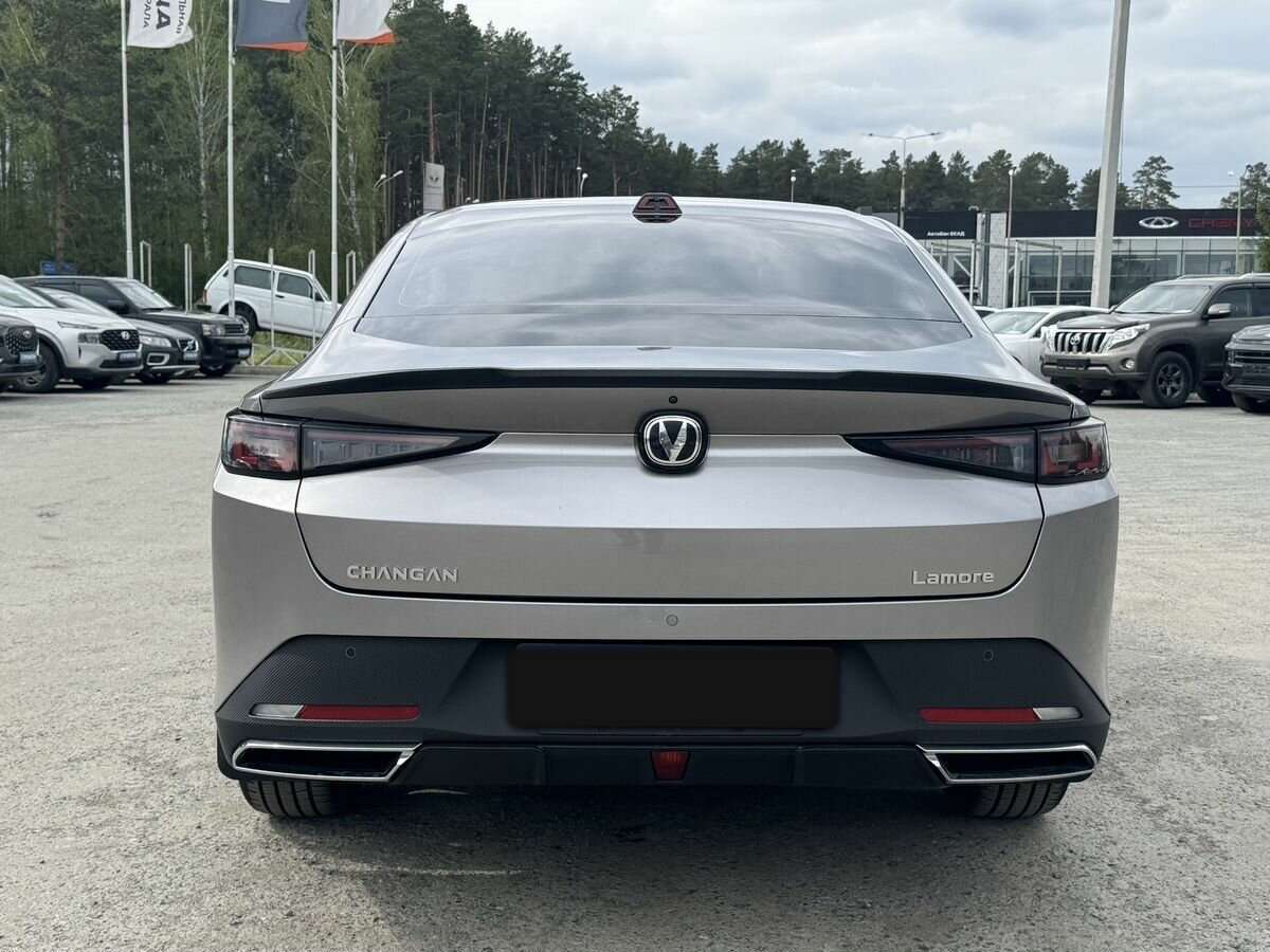 Changan Lamore 2024 года с пробегом. Фото: #2