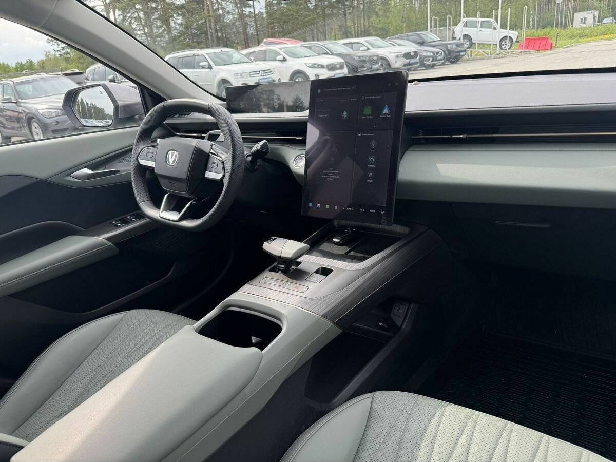 Changan Lamore 2024 года с пробегом. Фото: #6