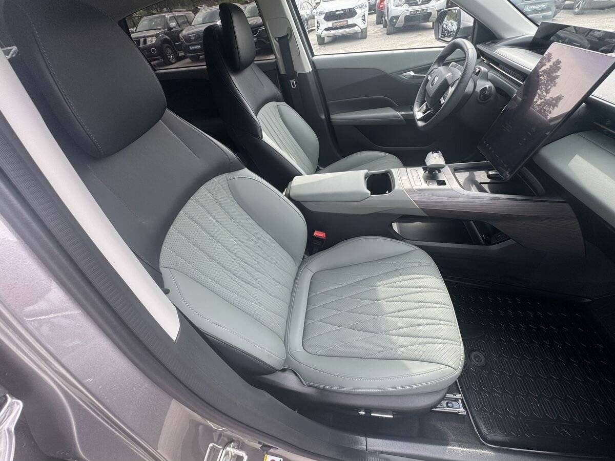 Changan Lamore 2024 года с пробегом. Фото: #7