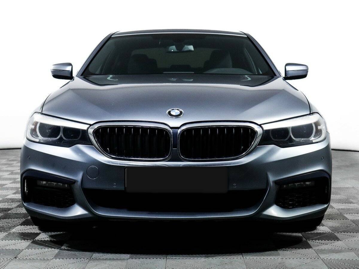 BMW 5 серии 2019 года с пробегом. Фото: #1