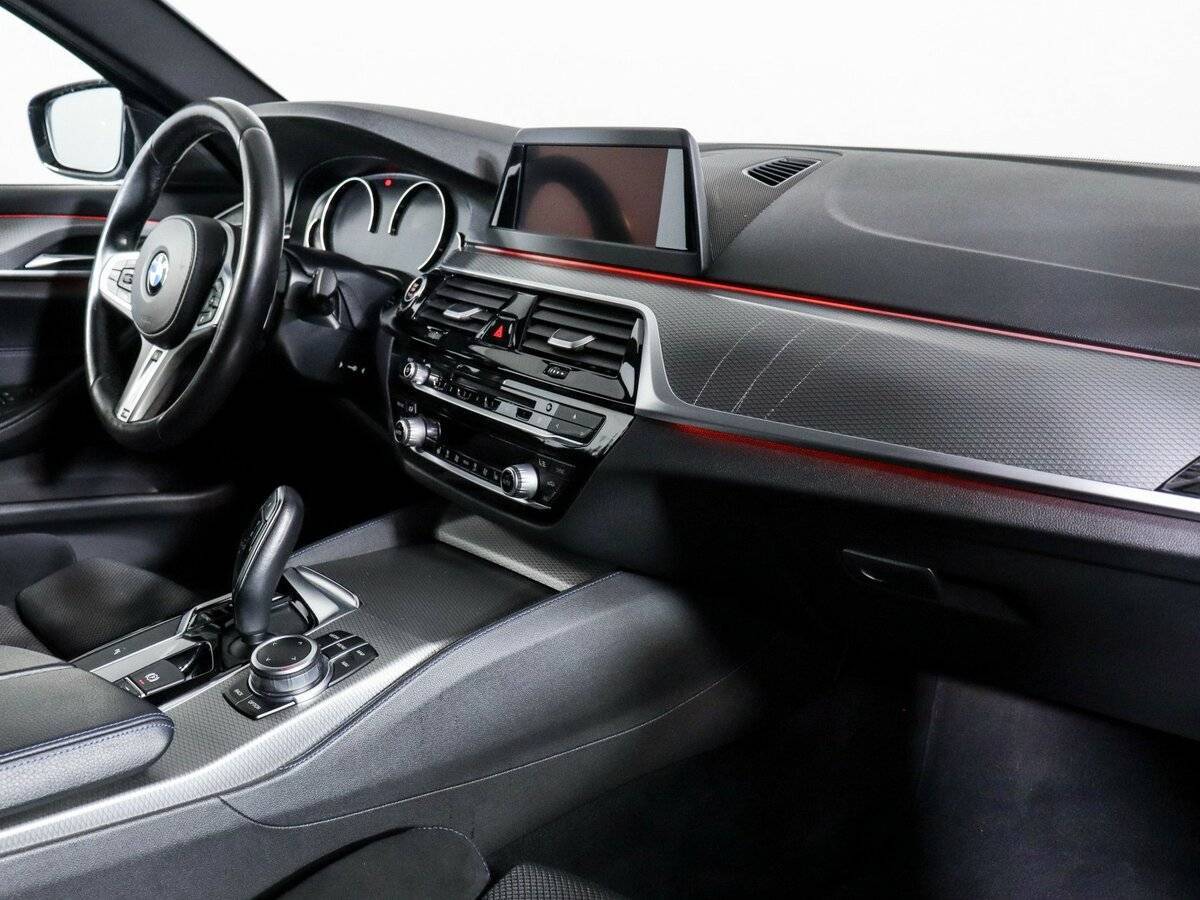 BMW 5 серии 2019 года с пробегом. Фото: #5