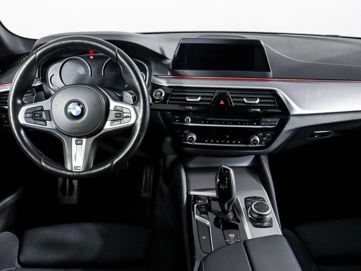 BMW 5 серии 2019 года с пробегом. Фото: #8
