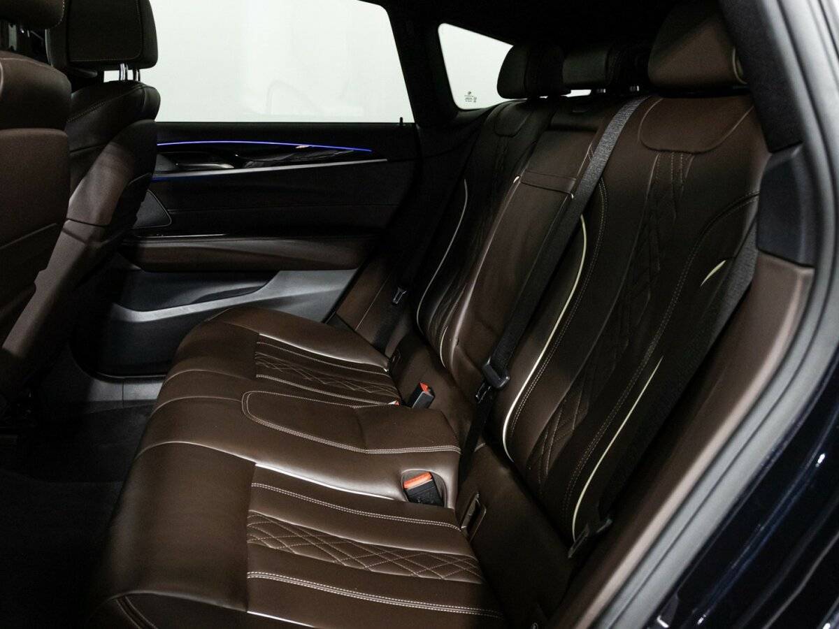 BMW 6 серии 2018 года с пробегом. Фото: #9