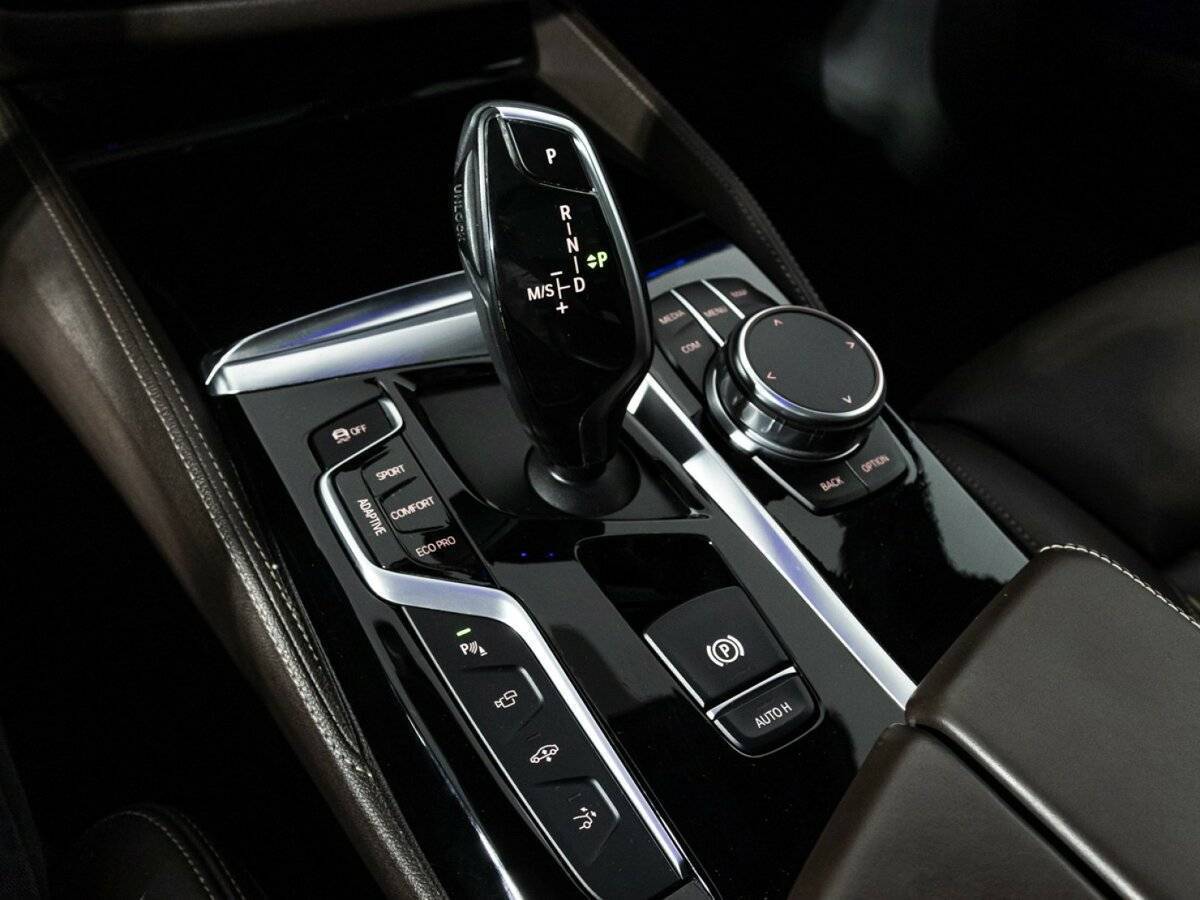 BMW 6 серии 2018 года с пробегом. Фото: #21