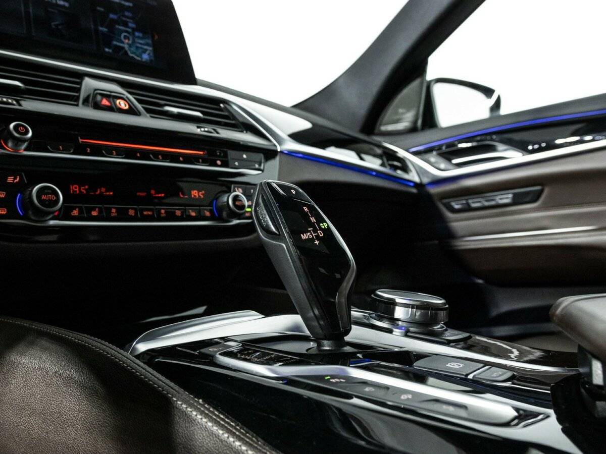 BMW 6 серии 2018 года с пробегом. Фото: #22