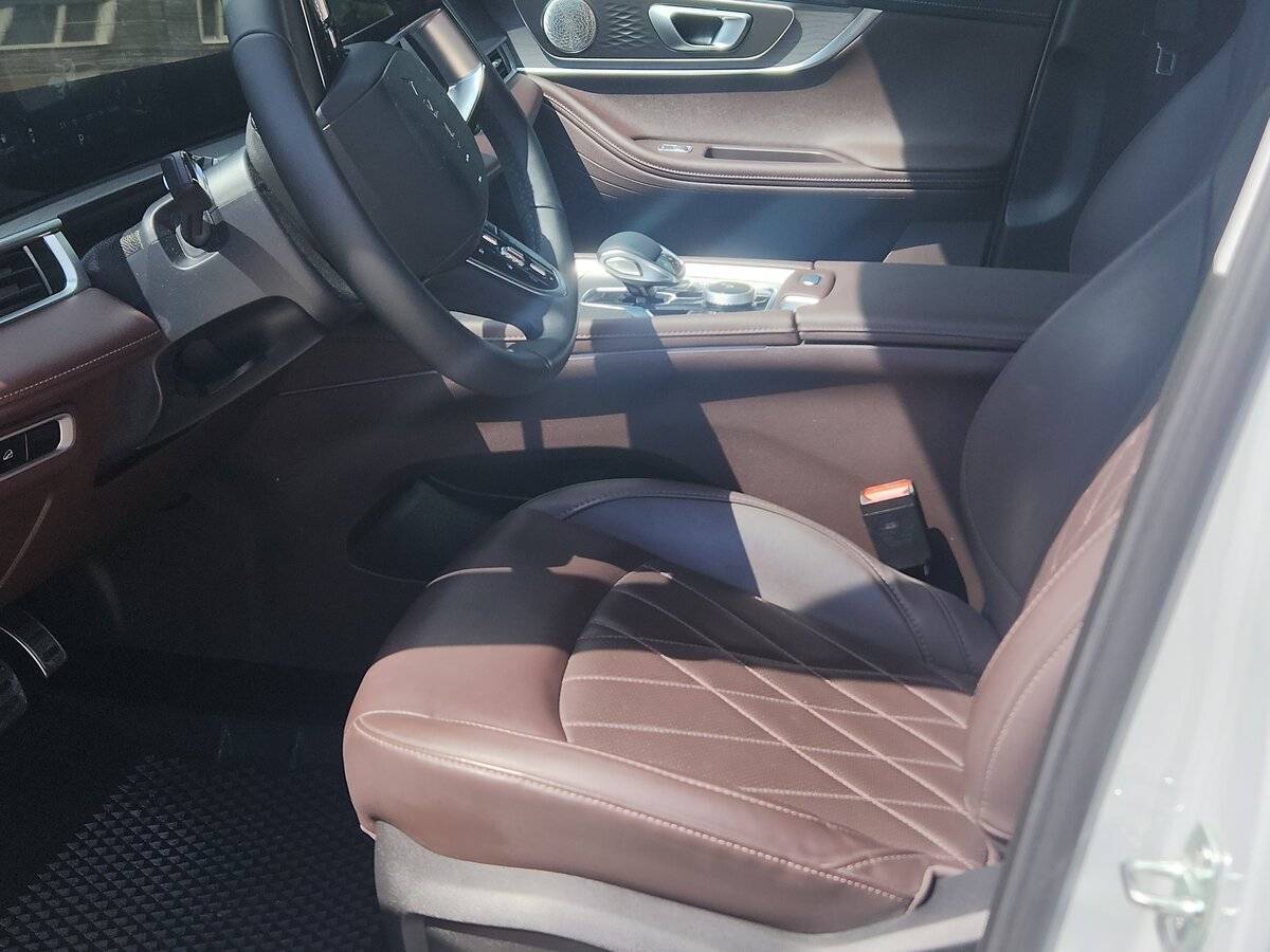 Chery Tiggo 8 Pro Max 2024 года с пробегом. Фото: #9