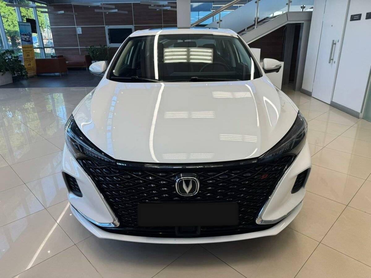 Changan Eado Plus 2023 года с пробегом. Фото: #1