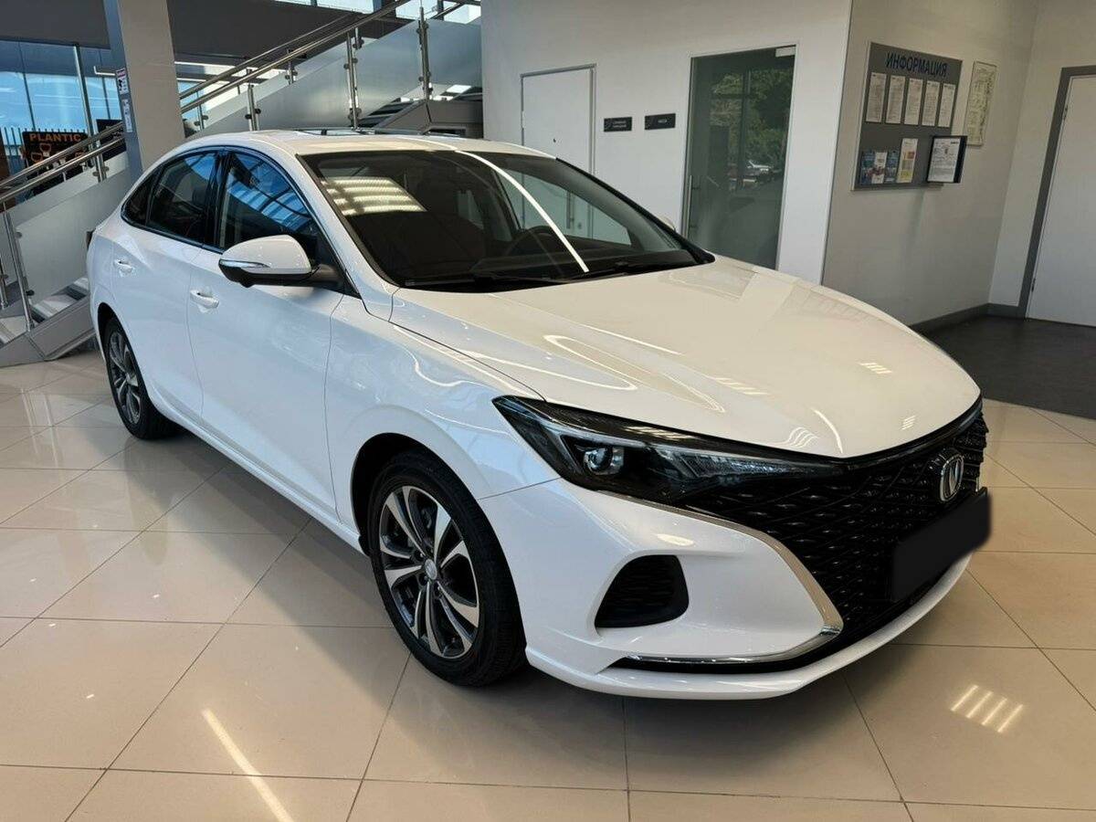 Changan Eado Plus 2023 года с пробегом. Фото: #2