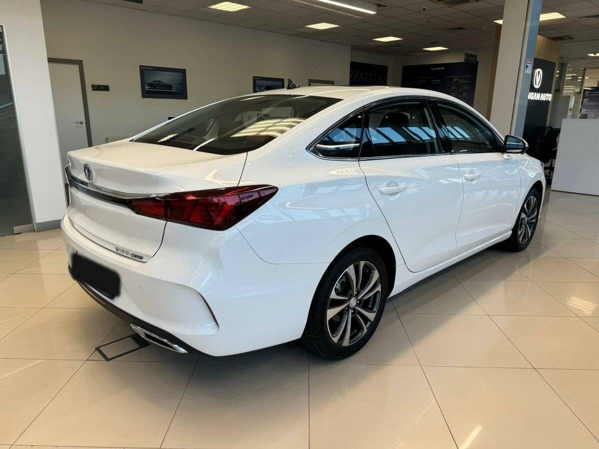 Changan Eado Plus 2023 года с пробегом. Фото: #5