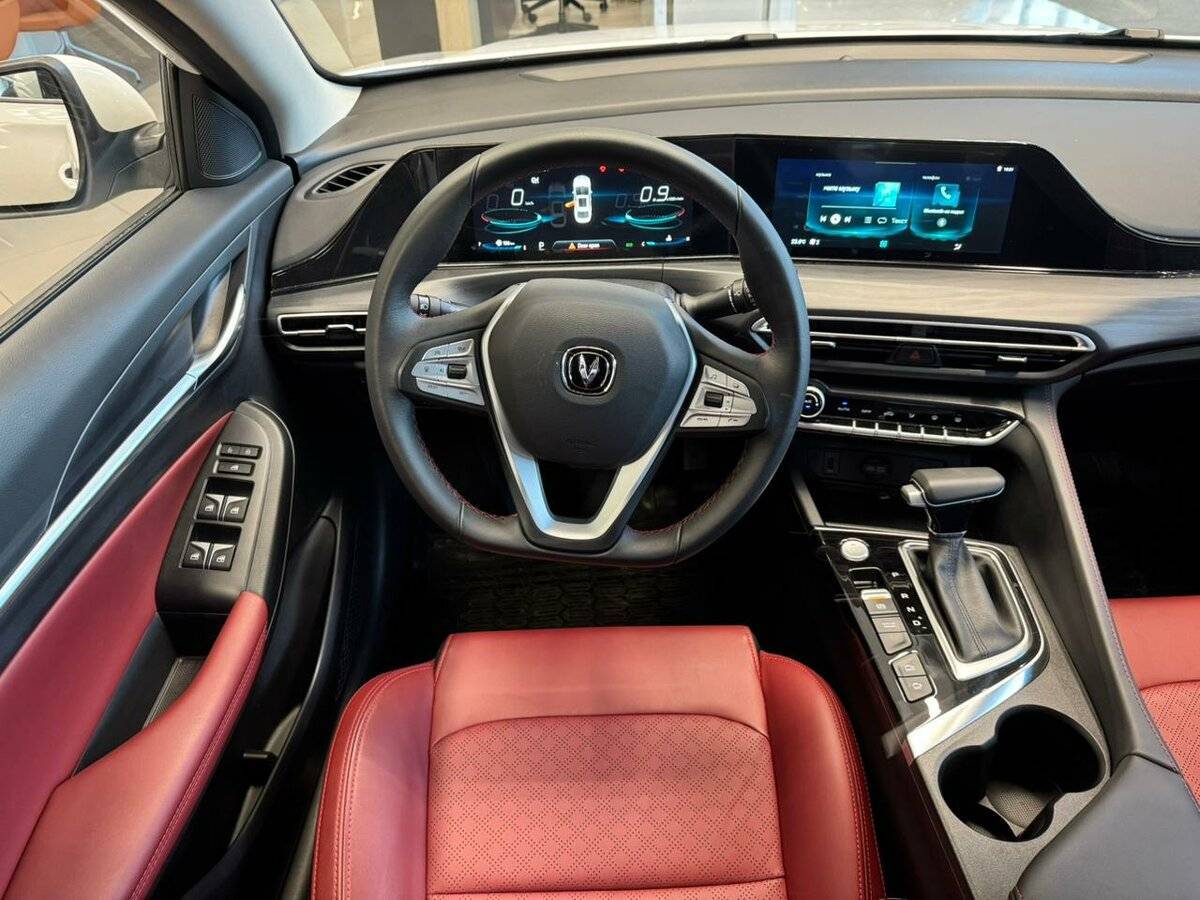 Changan Eado Plus 2023 года с пробегом. Фото: #7