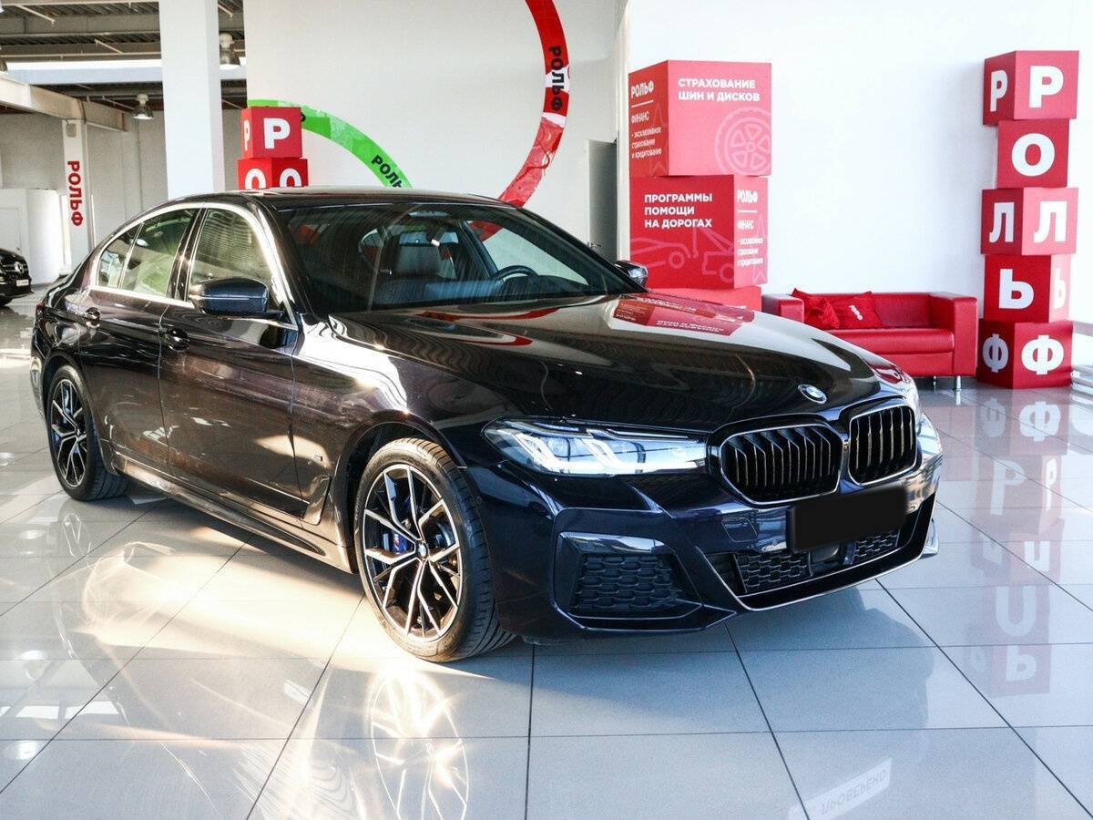 BMW 5 серии 2022 года с пробегом. Фото: #2
