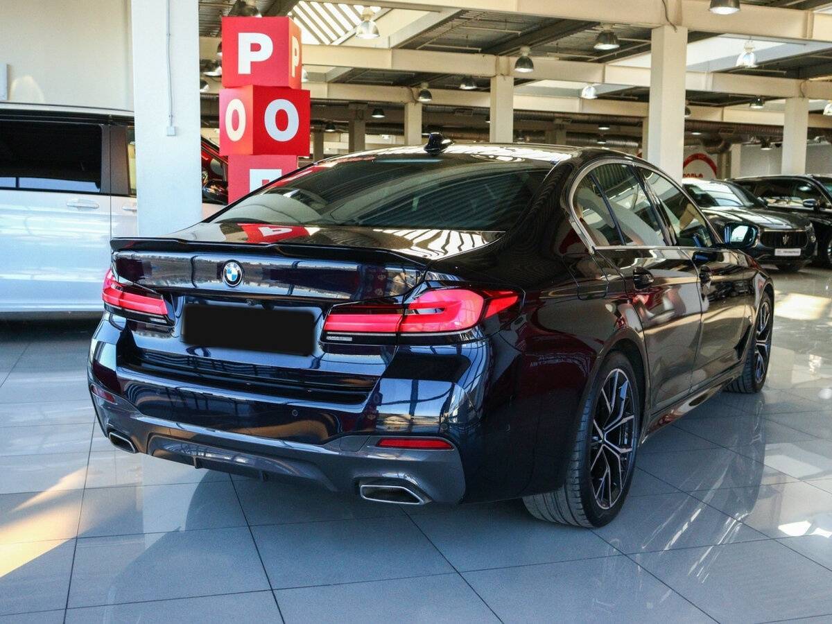 BMW 5 серии 2022 года с пробегом. Фото: #4