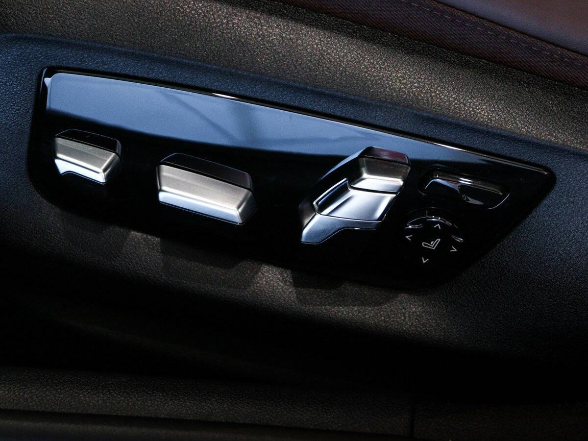 BMW 5 серии 2022 года с пробегом. Фото: #27