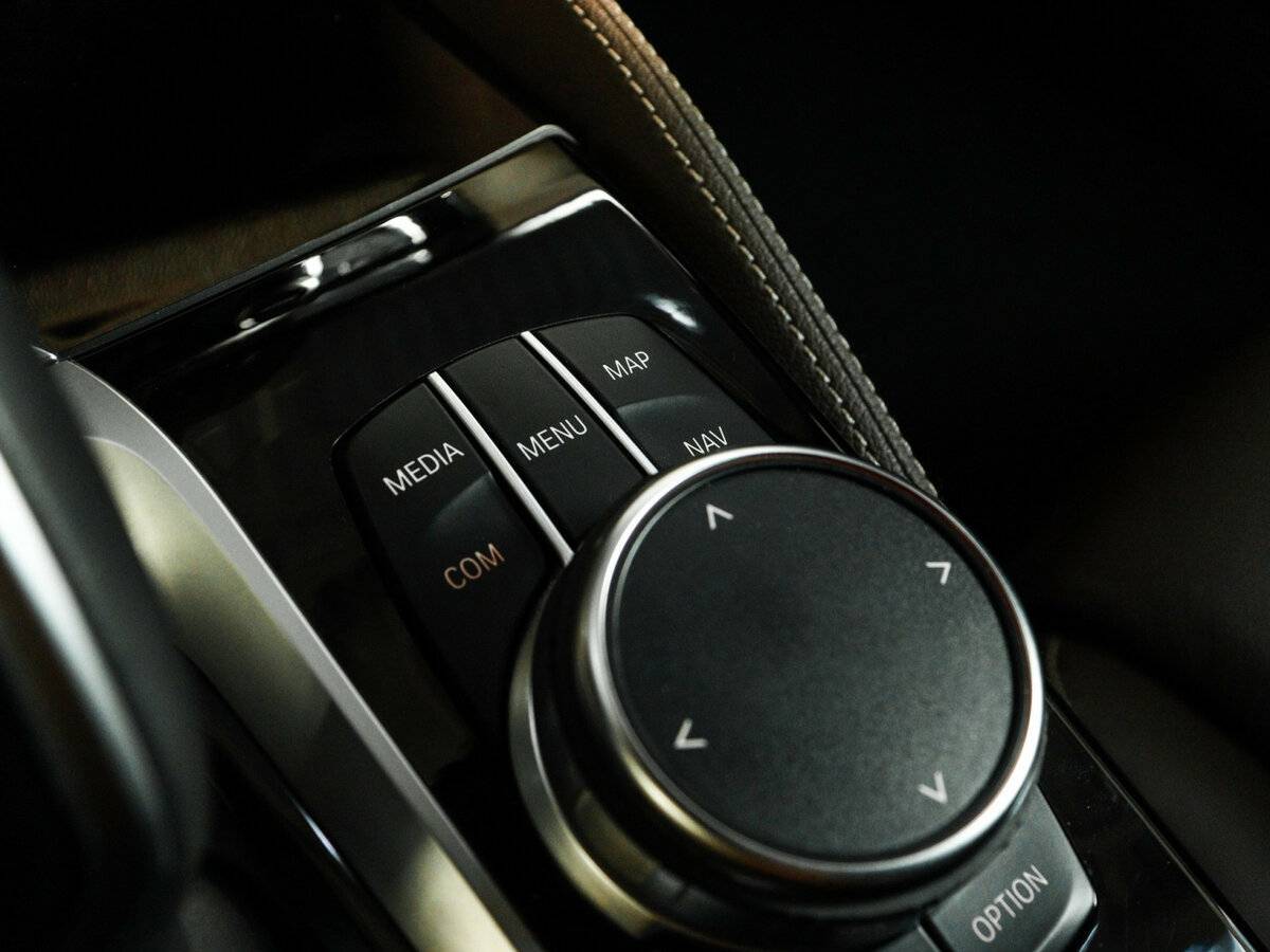 BMW 5 серии 2022 года с пробегом. Фото: #33