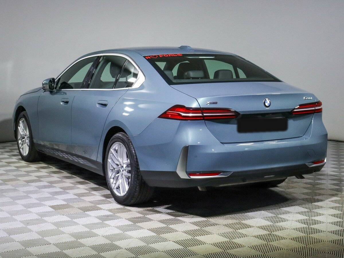BMW 5 серии 2023 года с пробегом. Фото: #6