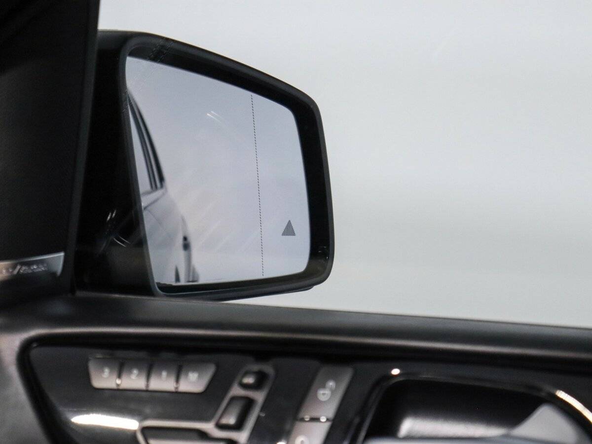 Mercedes-Benz GL-Класс 2013 года с пробегом. Фото: #17