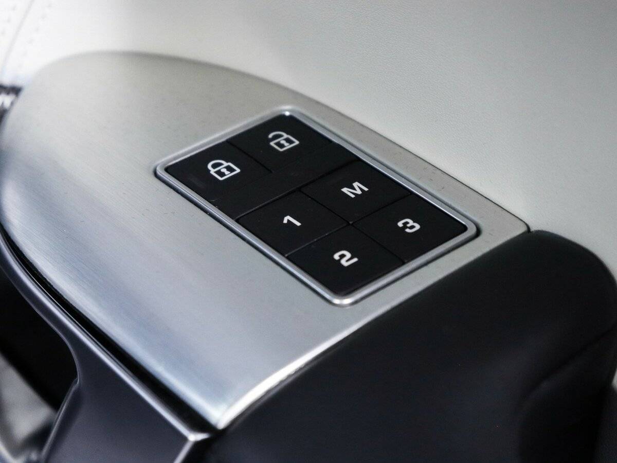 Land Rover Range Rover Sport 2021 года с пробегом. Фото: #19