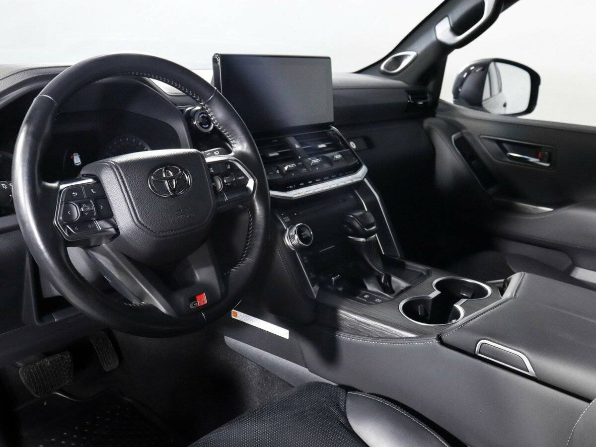 Toyota Land Cruiser 2021 года с пробегом. Фото: #13