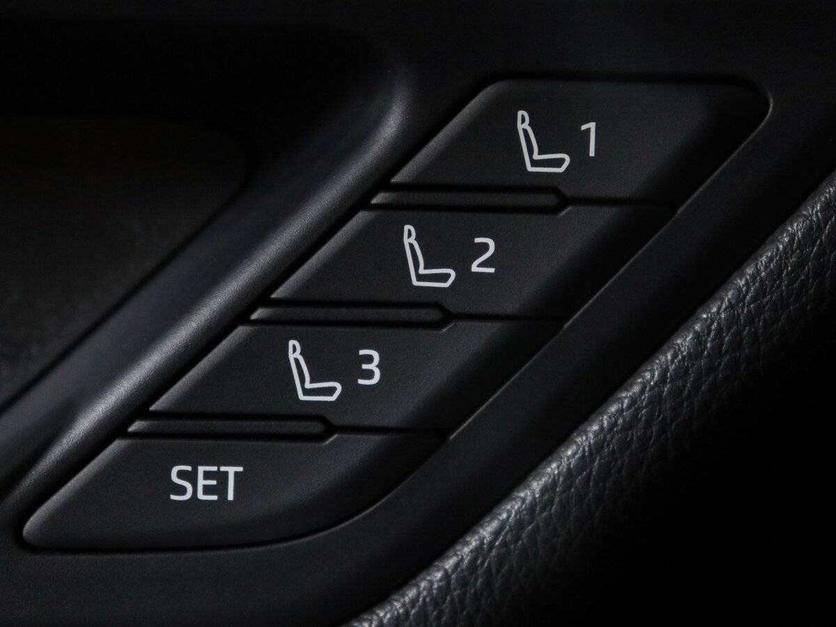 Toyota Land Cruiser 2021 года с пробегом. Фото: #17