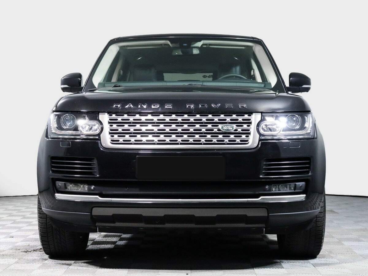 Land Rover Range Rover 2015 года с пробегом. Фото: #1