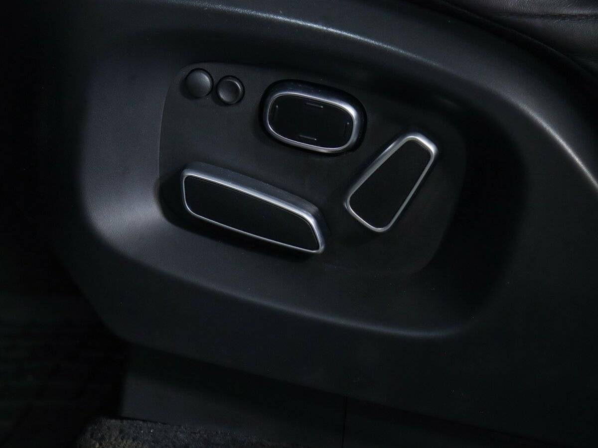 Land Rover Range Rover 2015 года с пробегом. Фото: #20