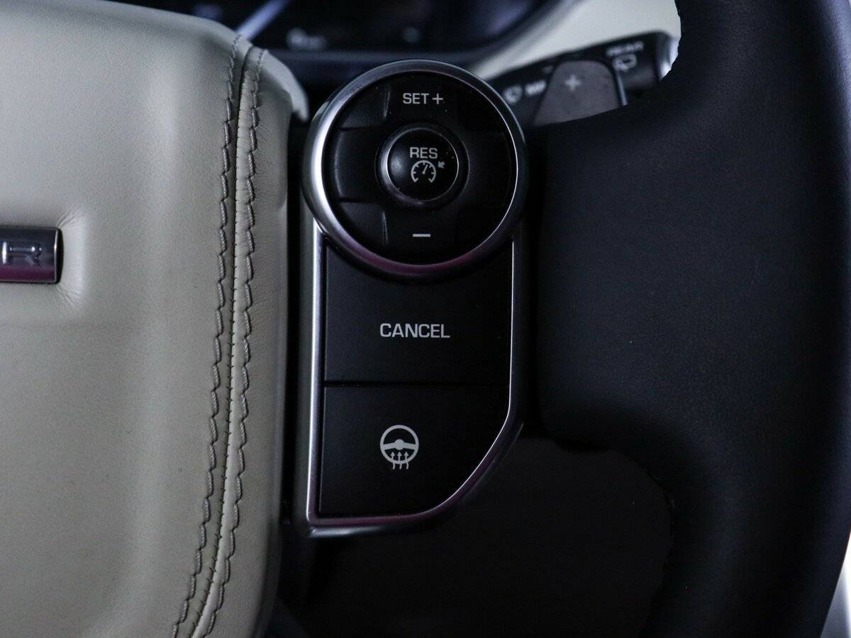 Land Rover Range Rover 2015 года с пробегом. Фото: #23