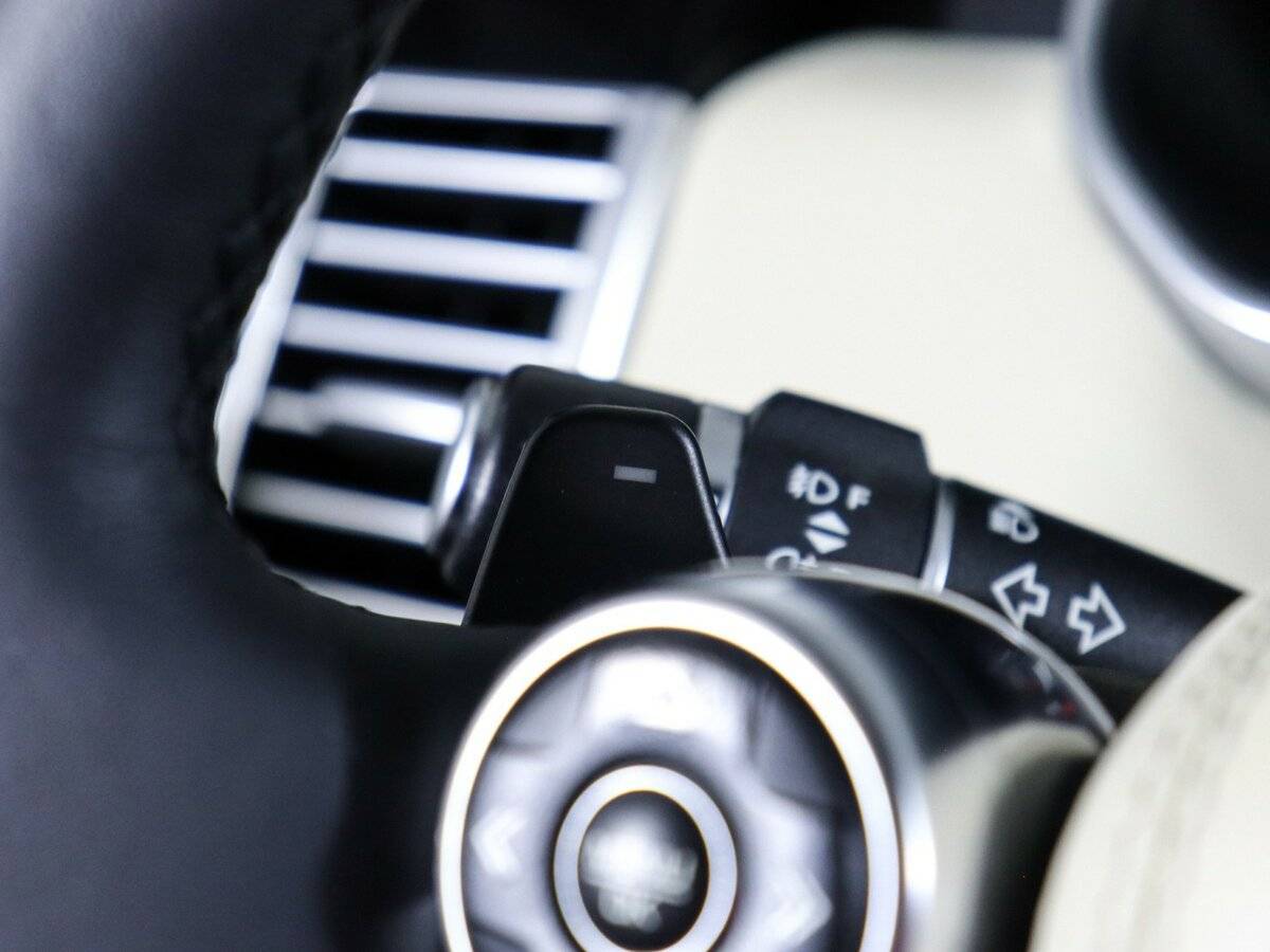 Land Rover Range Rover 2015 года с пробегом. Фото: #24