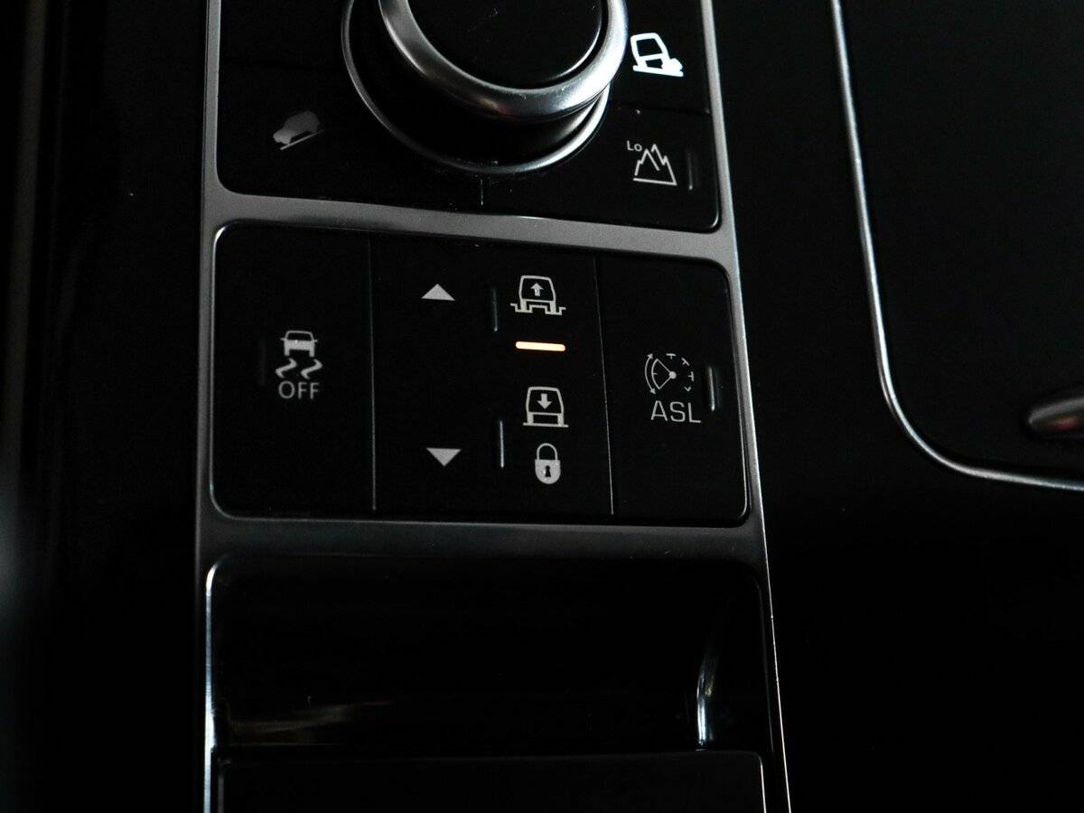 Land Rover Range Rover 2015 года с пробегом. Фото: #25