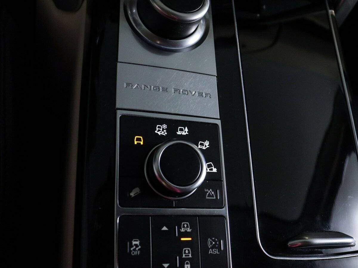 Land Rover Range Rover 2015 года с пробегом. Фото: #26