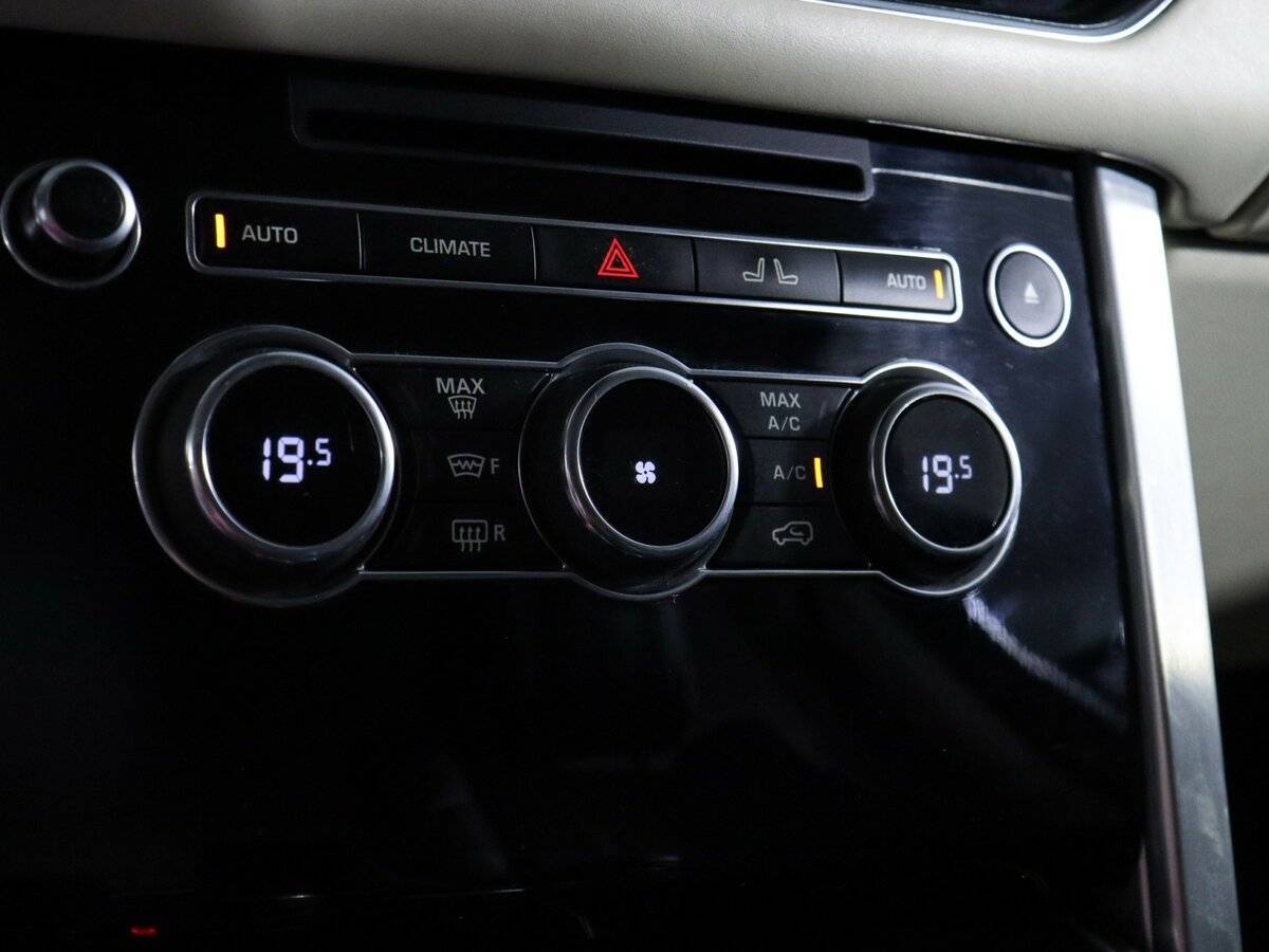 Land Rover Range Rover 2015 года с пробегом. Фото: #27