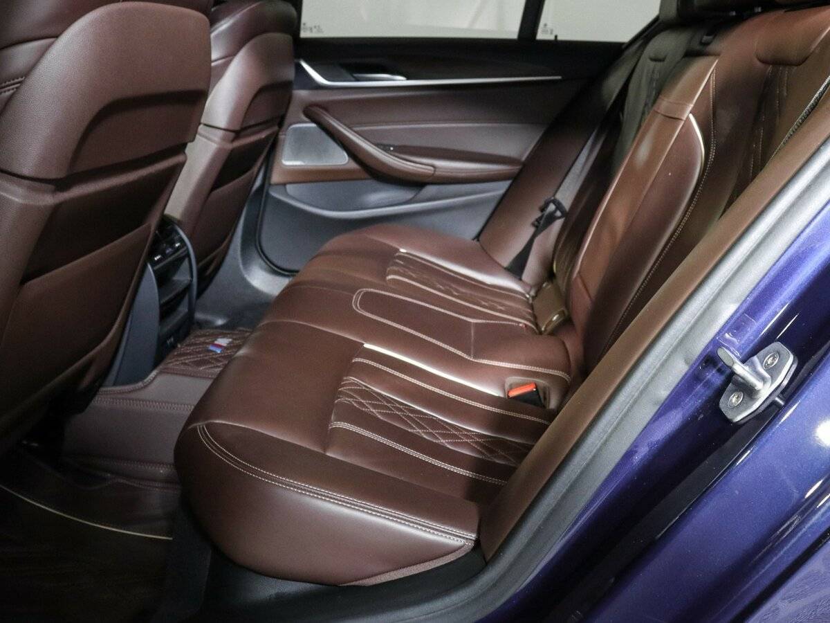 BMW 5 серии 2018 года с пробегом. Фото: #9