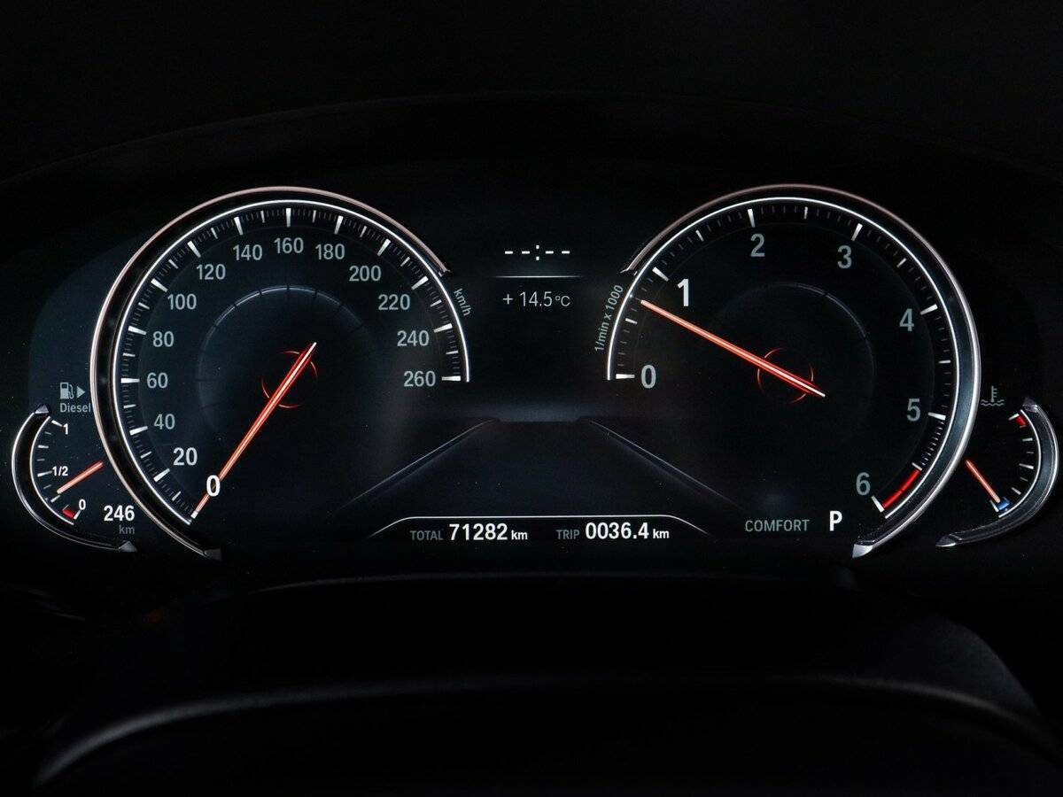 BMW 5 серии 2018 года с пробегом. Фото: #10