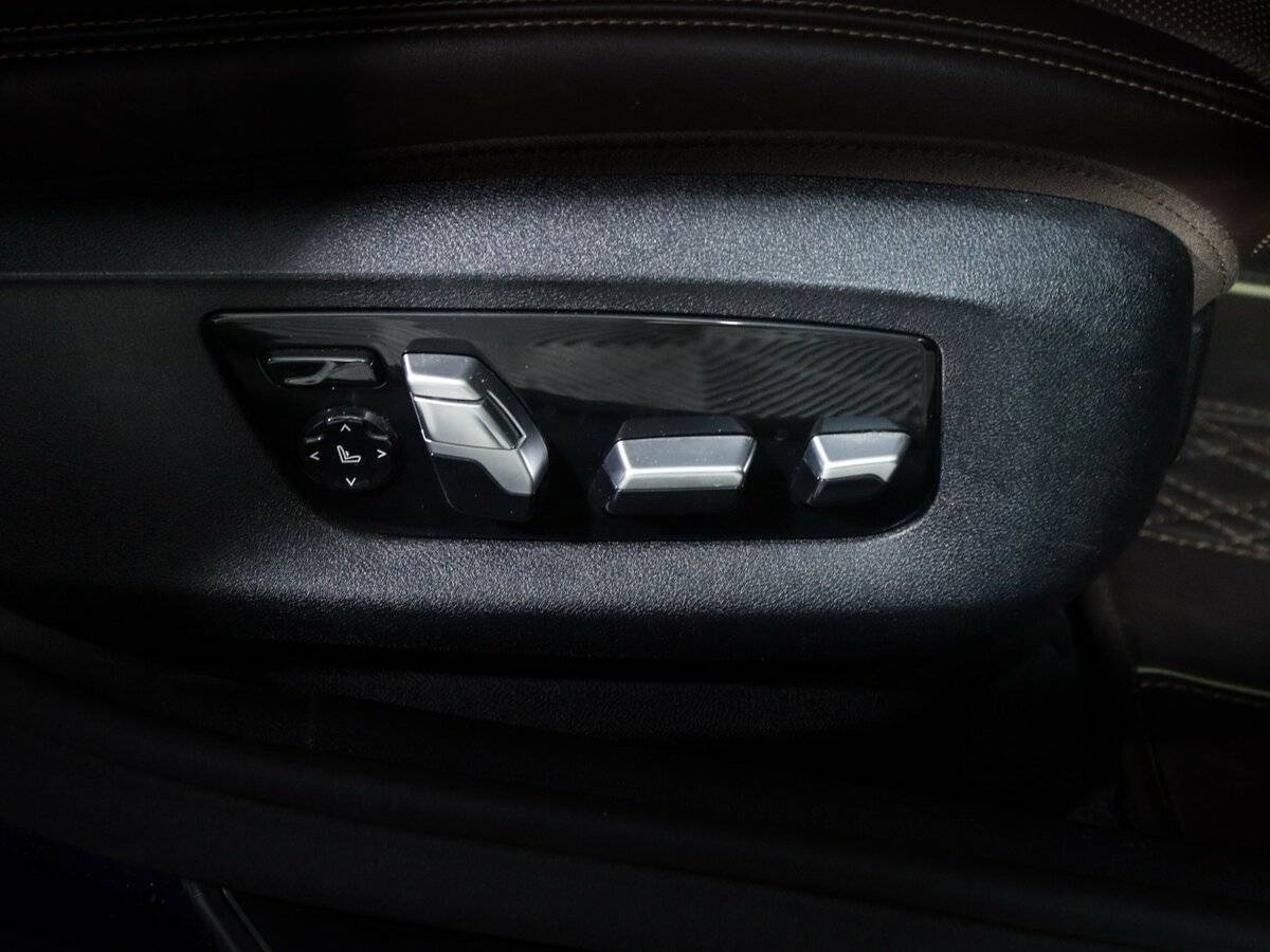 BMW 5 серии 2018 года с пробегом. Фото: #16