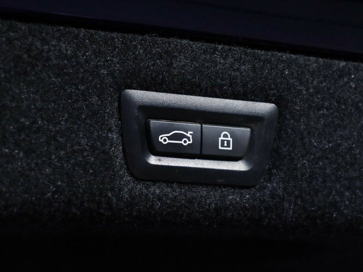 BMW 5 серии 2018 года с пробегом. Фото: #17