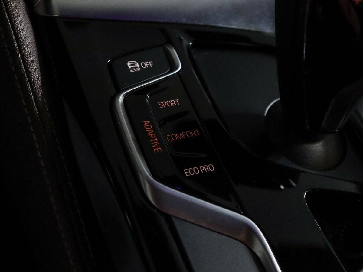 BMW 5 серии 2018 года с пробегом. Фото: #28