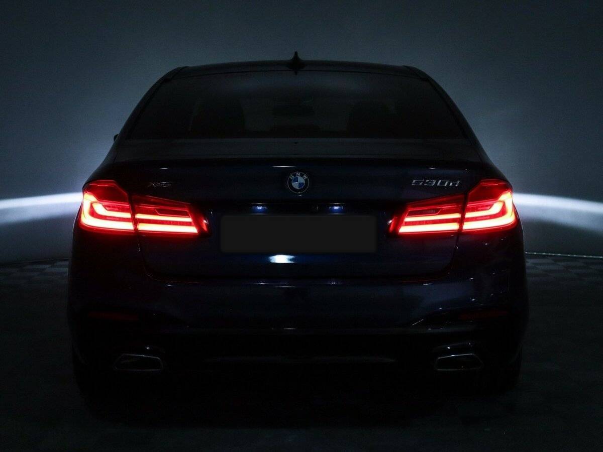 BMW 5 серии 2018 года с пробегом. Фото: #35