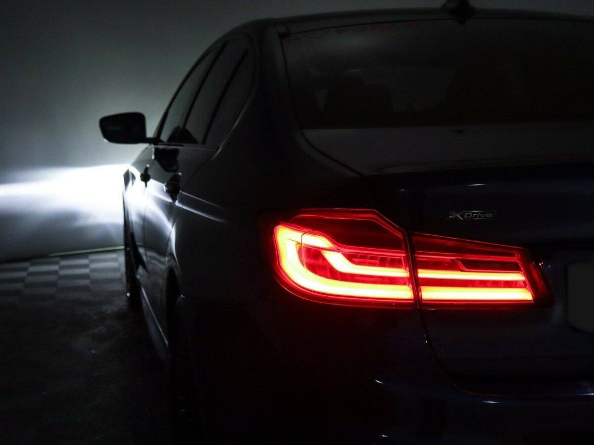 BMW 5 серии 2018 года с пробегом. Фото: #36