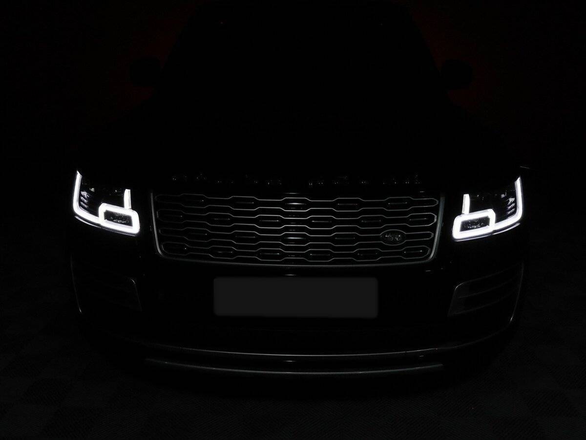 Land Rover Range Rover 2019 года с пробегом. Фото: #12