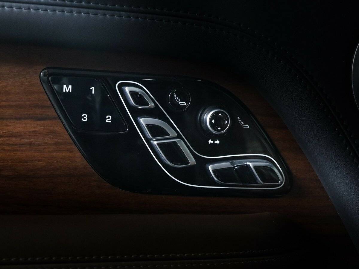 Land Rover Range Rover 2019 года с пробегом. Фото: #23