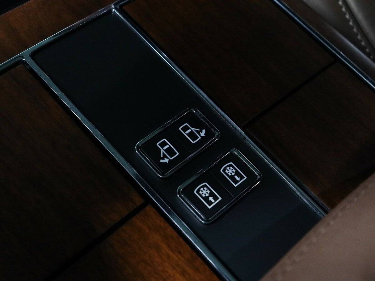 Land Rover Range Rover 2019 года с пробегом. Фото: #33