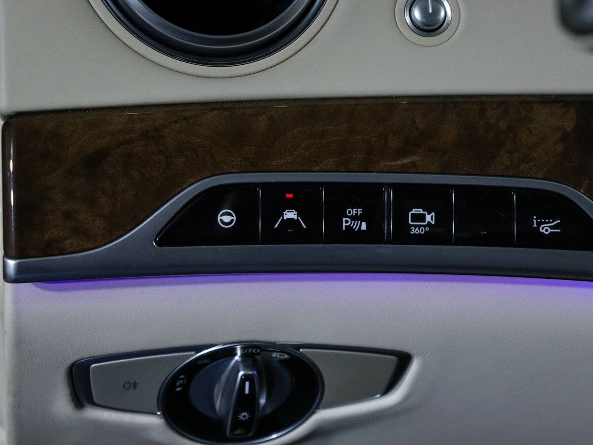 Mercedes-Benz Maybach S-Класс 2016 года с пробегом. Фото: #32