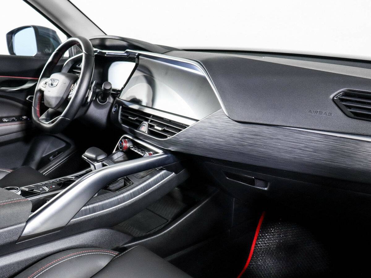 Geely Tugella 2022 года с пробегом. Фото: #8