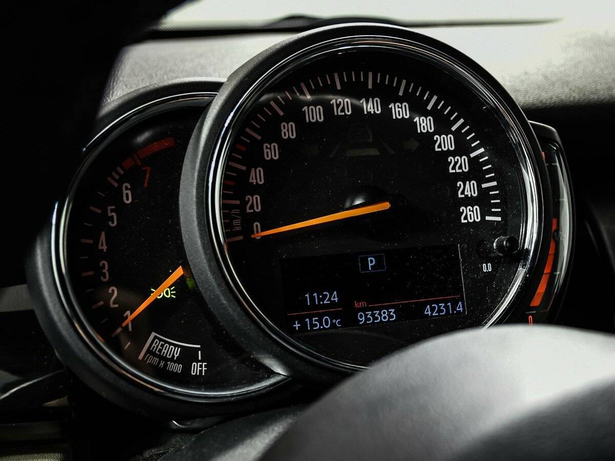 Mini Hatch 2020 года с пробегом. Фото: #9