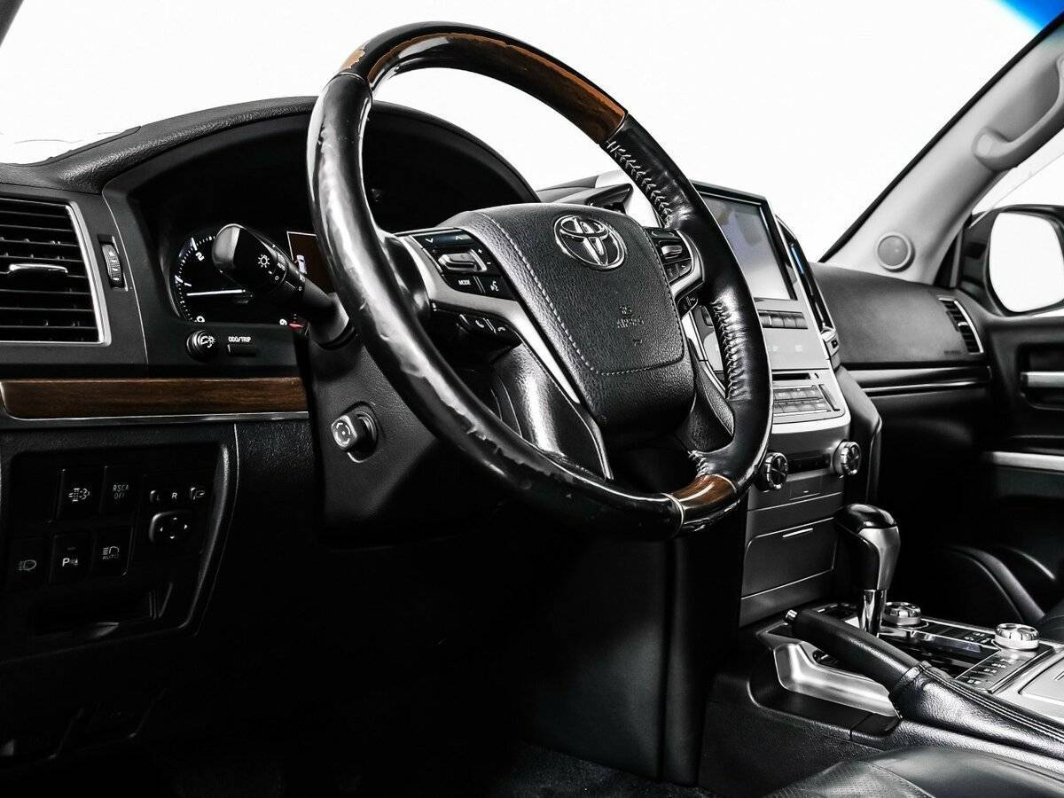 Toyota Land Cruiser 2015 года с пробегом. Фото: #11